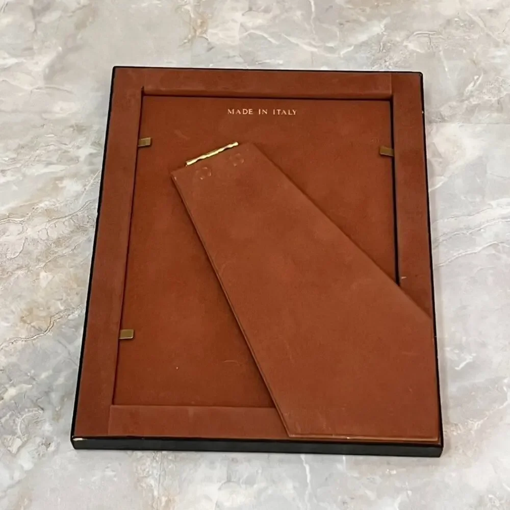 Furio European Elegance 5 x 7 in Wood Picture Frame Free Standing